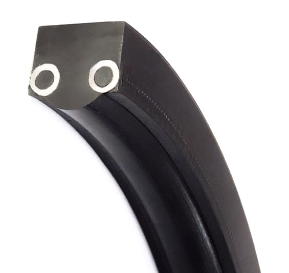 S-seals engineered for high-pressure, high-temperature sealing in oil and gas, chemical, and aerospace industries.