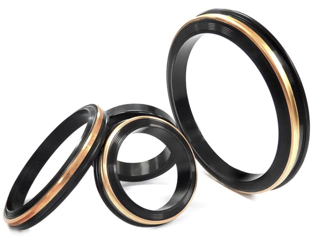 Hammer union seals for reliable high-pressure sealing in oil and gas and chemical processing industries.